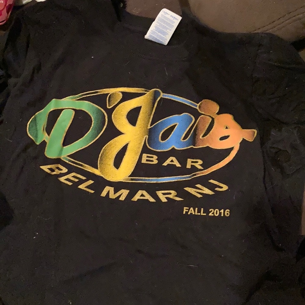 Djais Belmar Black tshirt size small
